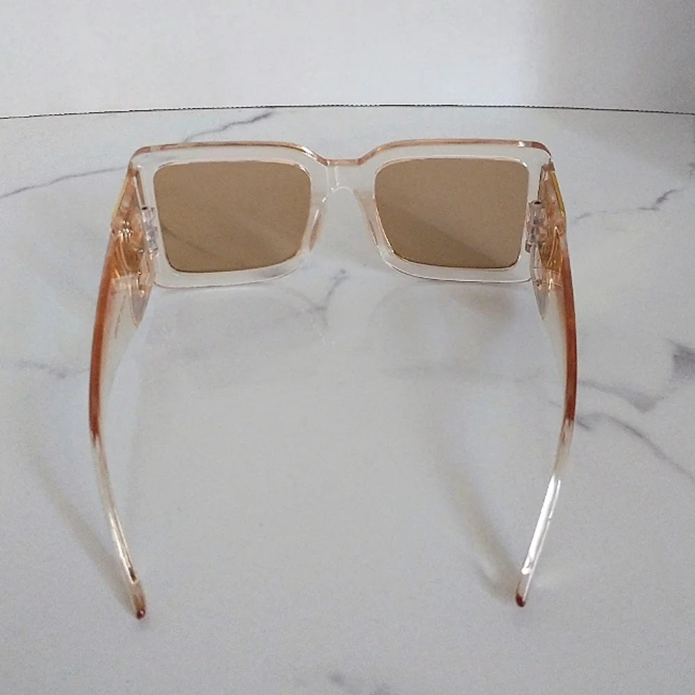 New Boutique Women's Square Oversized B-Brand Sunglasses
